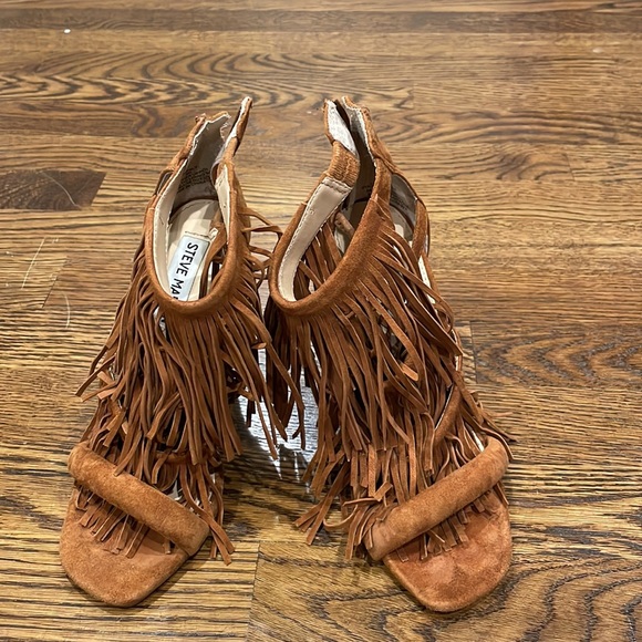 Sandals - Picture 2 of 2